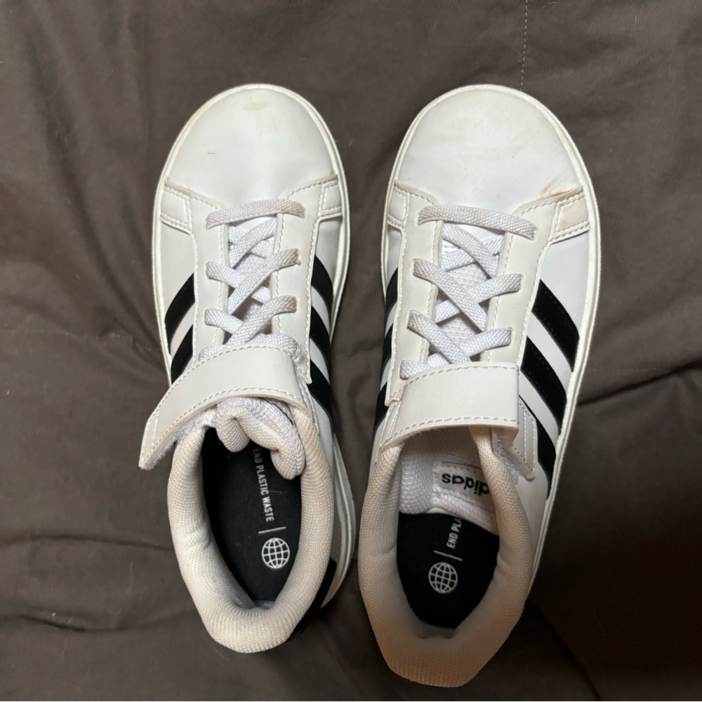 Kids Adidas Grand Court